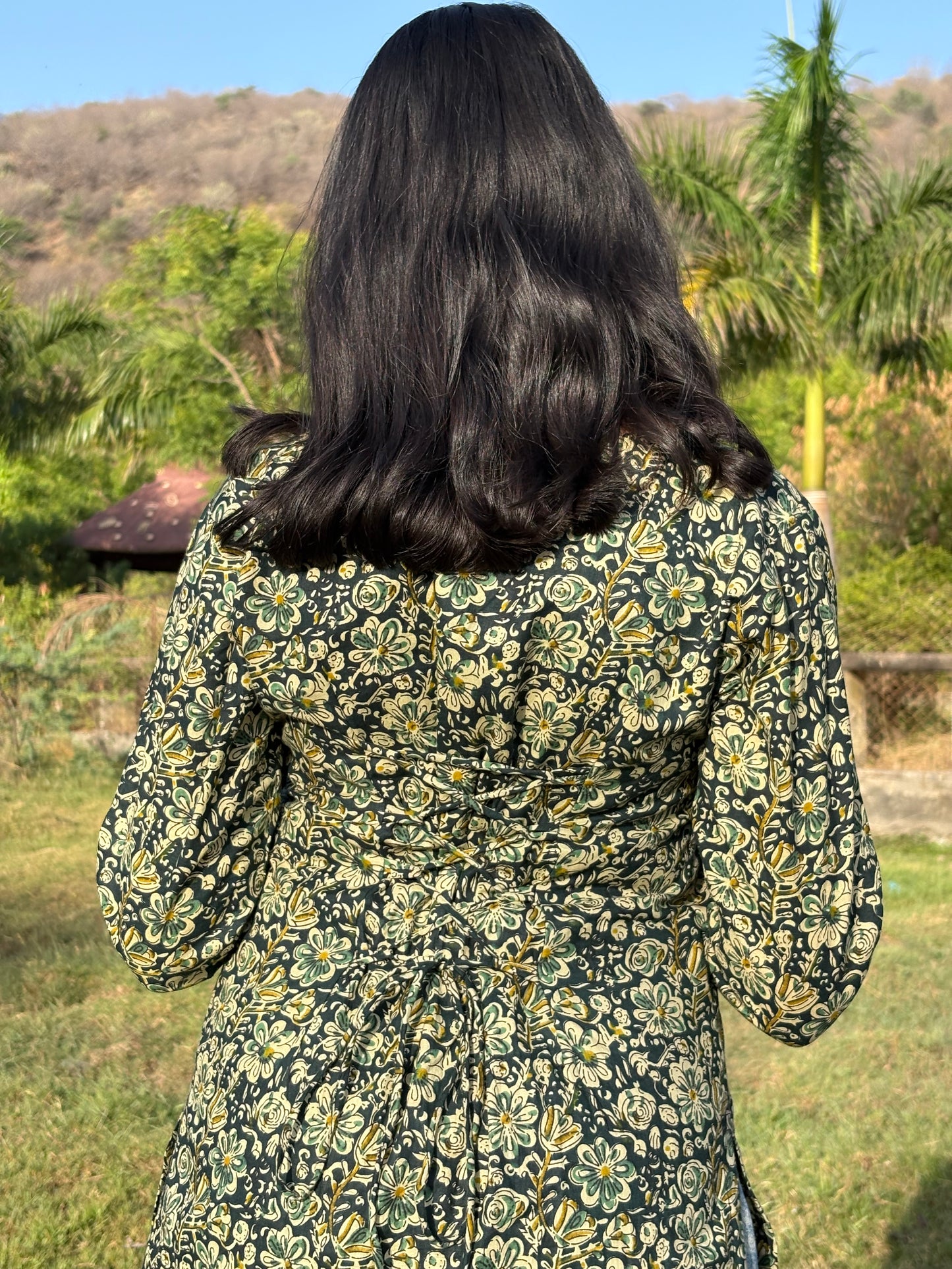 ARYA - CORSET BACK FULL SLEEVE KURTI